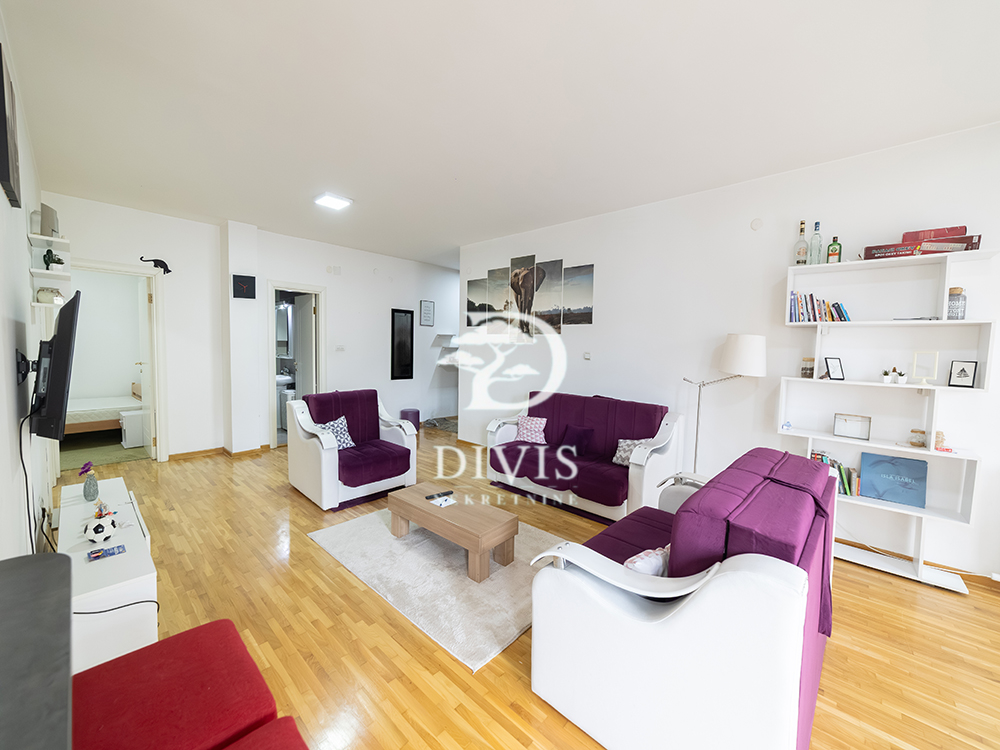 Slika 1 - Južni bulevar, Trosoban stan na prodaju, 75m2, 289.000€